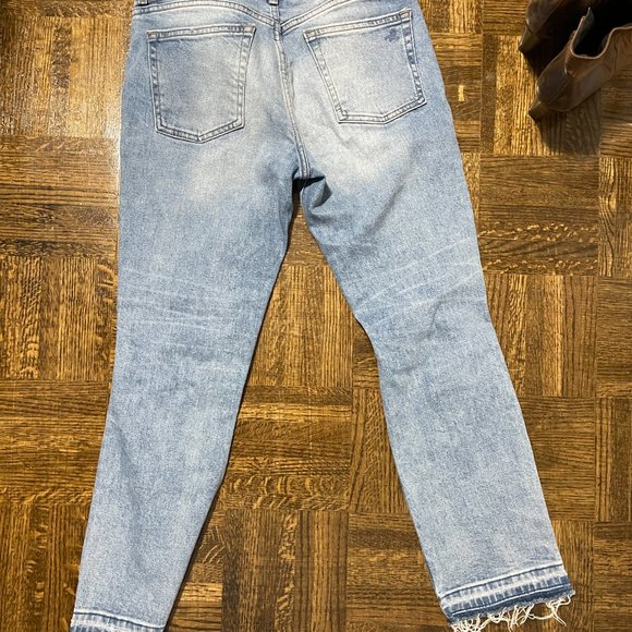 DL1961 Mara Instasculpt Straight Ankle Cropped Frayed Edge/Raw Edge Jeans - Picture 6 of 6
